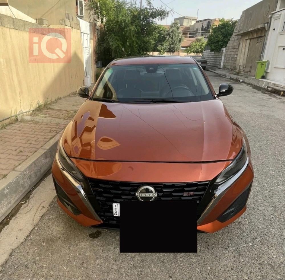 نیسان ئەلتیما
